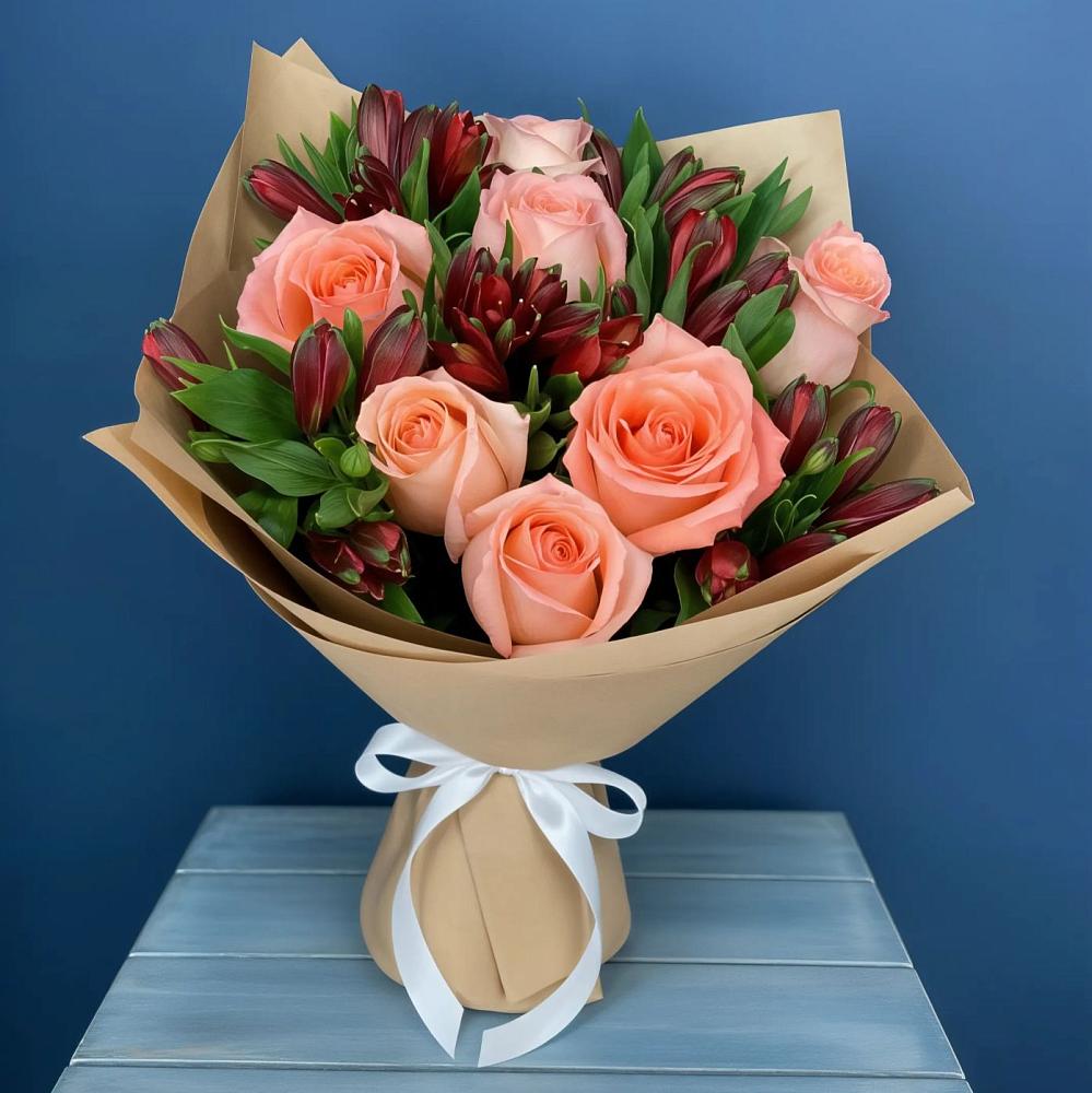 Букет цветов из: Розы и Альстромерии в Часовне