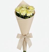 Букет цветов из:  Розы в Часовне