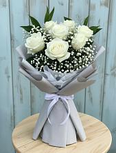 Букет цветов из:  Розы в Часовне