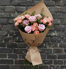 Букет цветов из:  Розы в Часовне