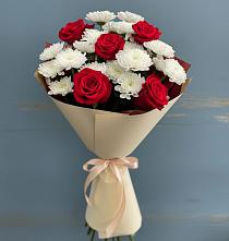 Букет цветов из:  Розы и Хризантемы в Часовне