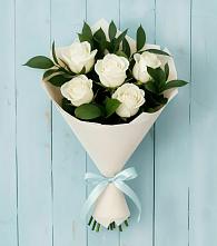 Букет цветов из:  Розы в Часовне