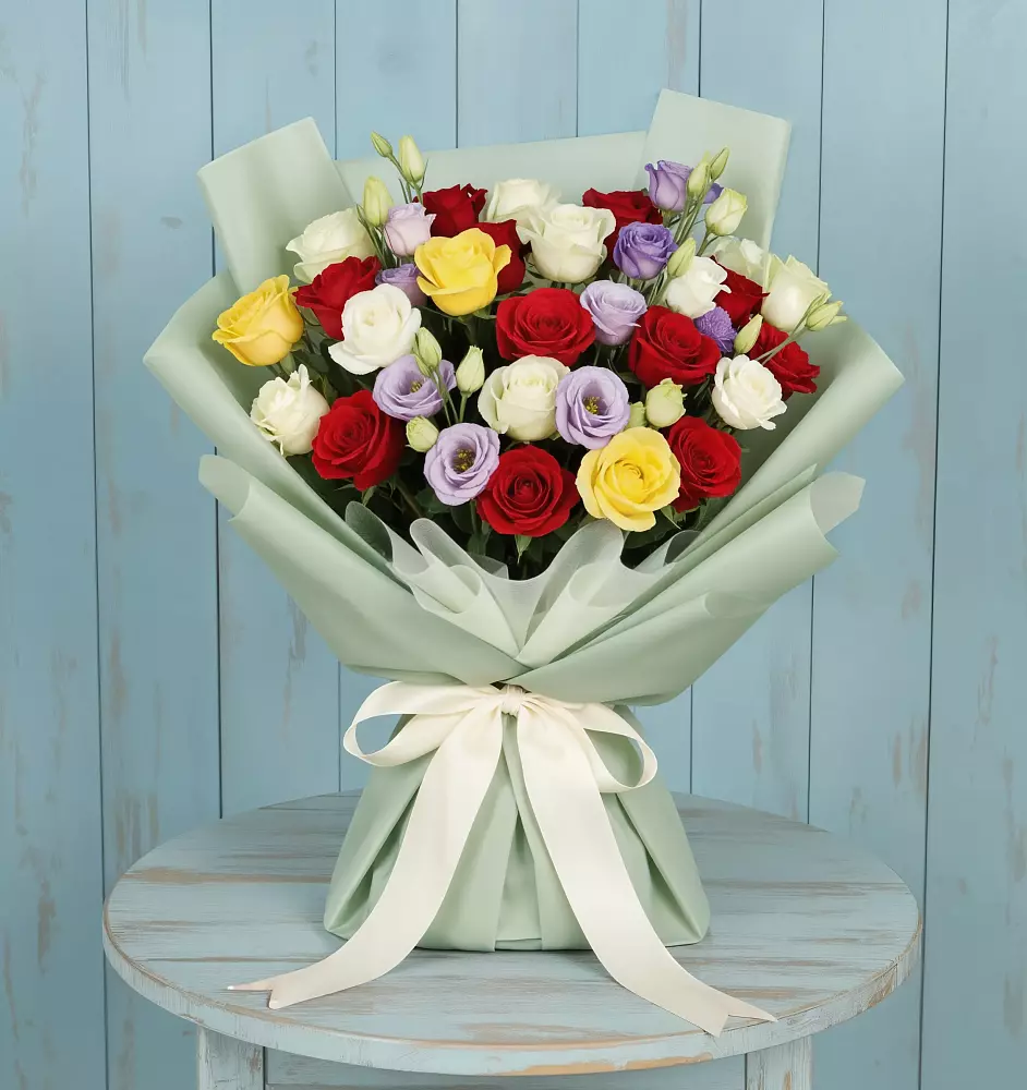 Букет цветов из: Розы в Часовне