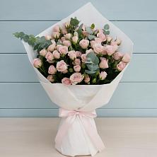 Букет цветов из:  Розы в Часовне