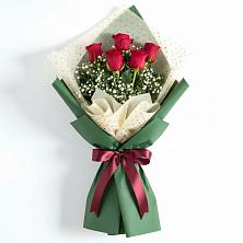 Букет цветов из:  Розы в Часовне