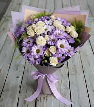 Букет цветов из:  Хризантемы и Розы в Часовне